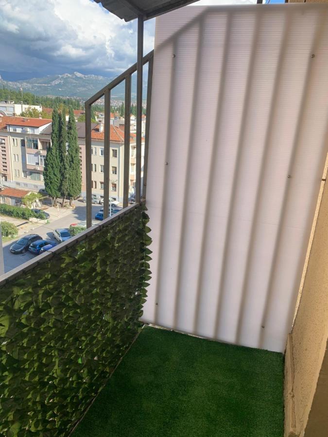 Appartement Apartman Daca à Podgorica Extérieur photo